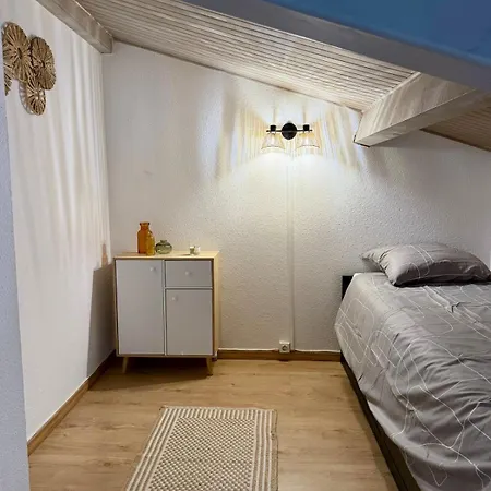 Le Duplex De La *