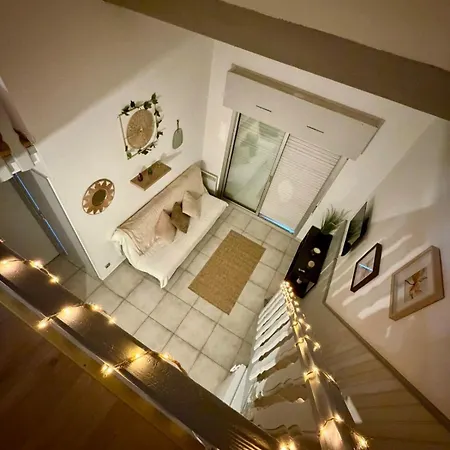 Le Duplex De La *