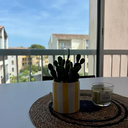 Le Duplex De La *